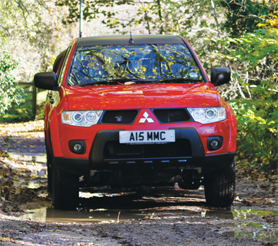 MITSUBISHI L200 BARBARIAN BLACK