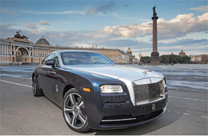 Does Rolls-Royce need a 4x4?