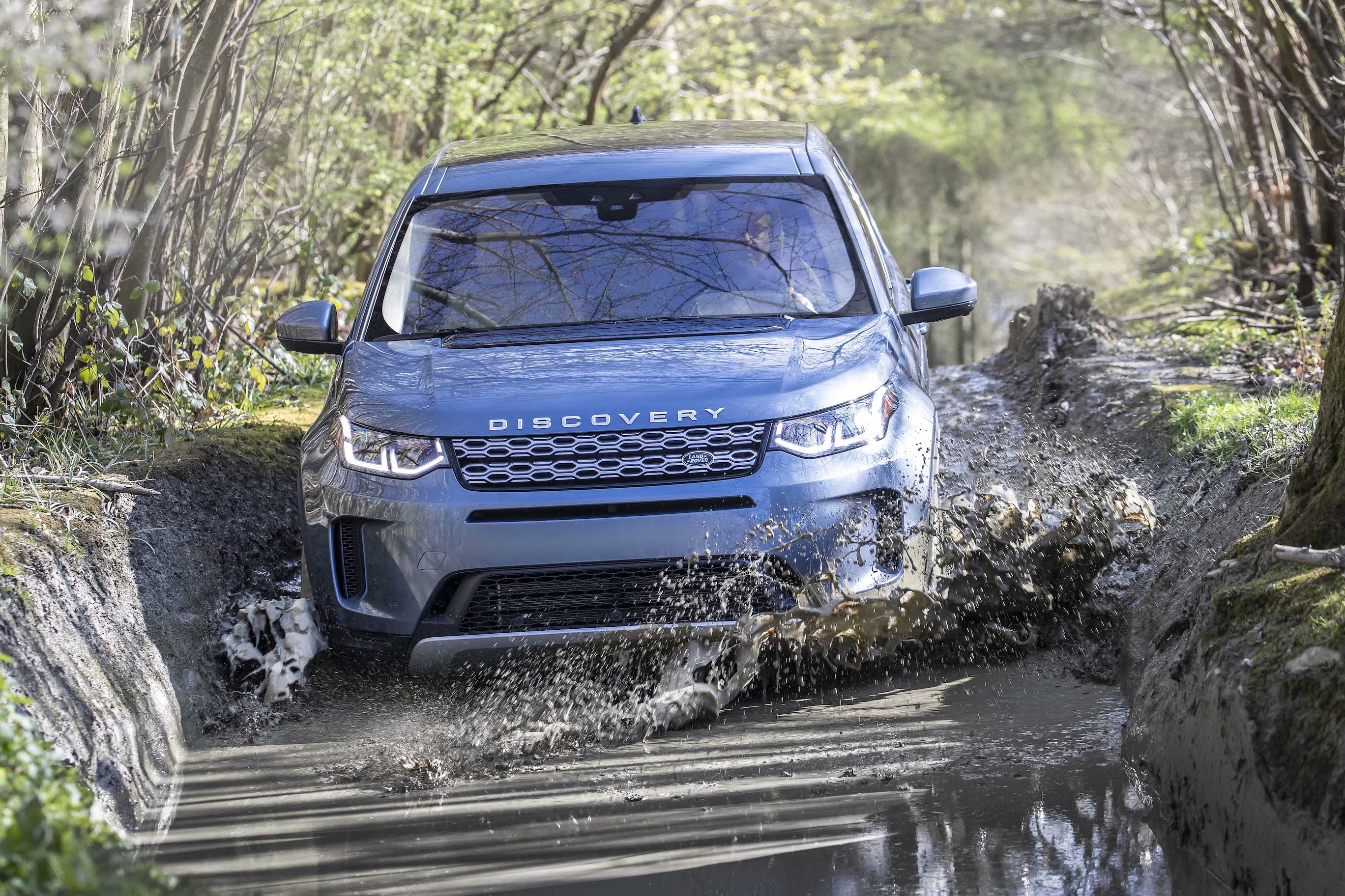 Ленд ровер дискавери 2019. Land Rover Discovery Sport 2020. Land Rover Discovery Sport 2019. Land Rover Discovery Sport 1. Land Rover Discovery Sport p250 s.